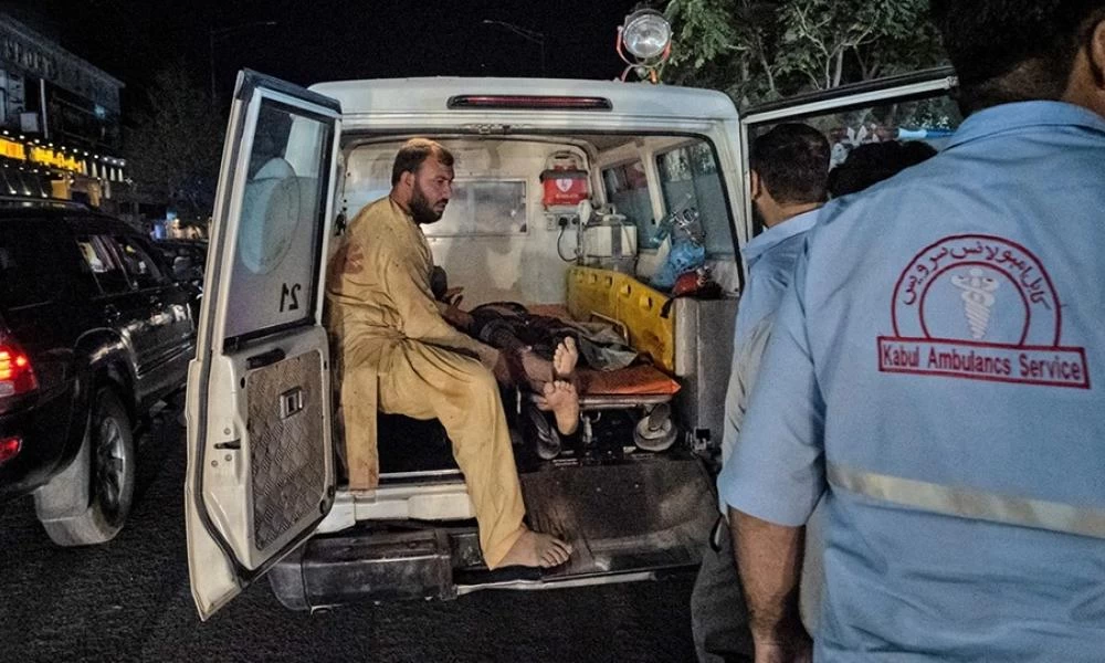 Λουτρό αίματος στην Καμπούλ - Πάνω από 100 οι νεκροί - «Θα το πληρώσετε» λέει ο Μπάιντεν
